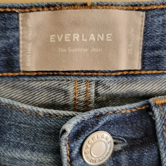 Everlane | The Summer Jean with Distressed Knees - Picture 4 of 5